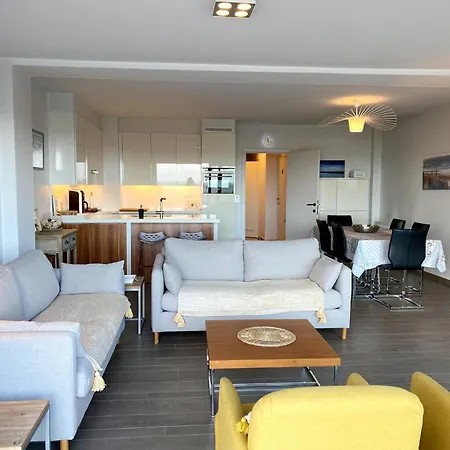 Garbi 0101 With Frontal Sea View Apartment *